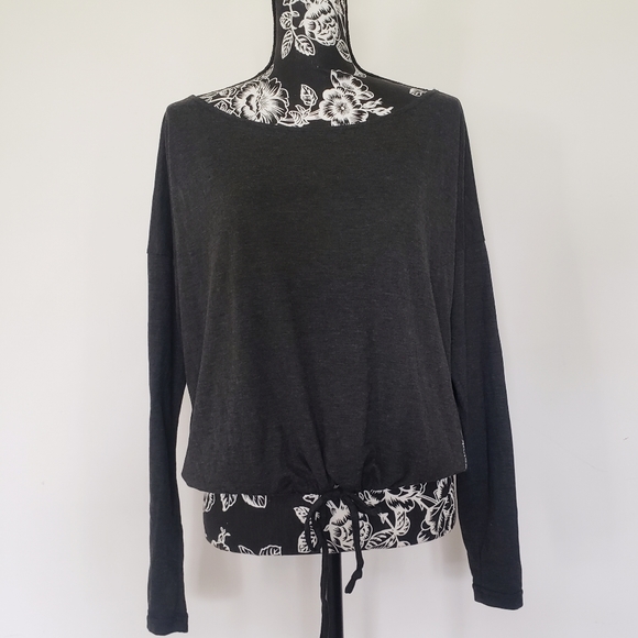 Reebok drawstring waist top - Picture 2 of 9